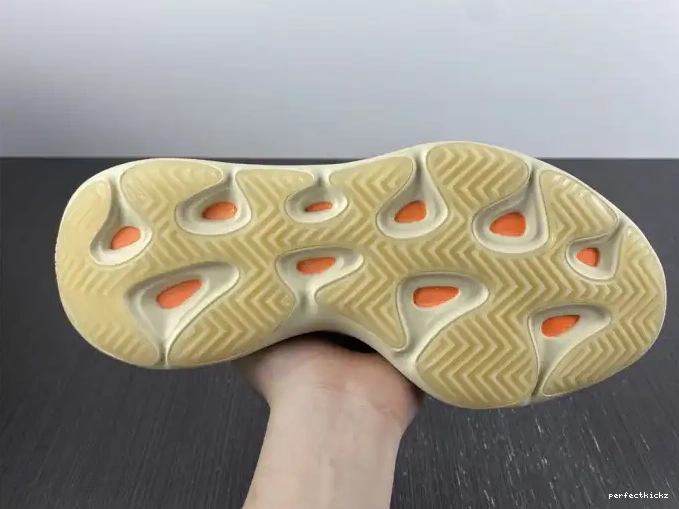 V3 700 ID1674 Salt Adidas Fade Yeezy 0630